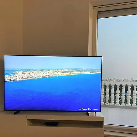 Goki Near Airport And City, Sea View شقة *